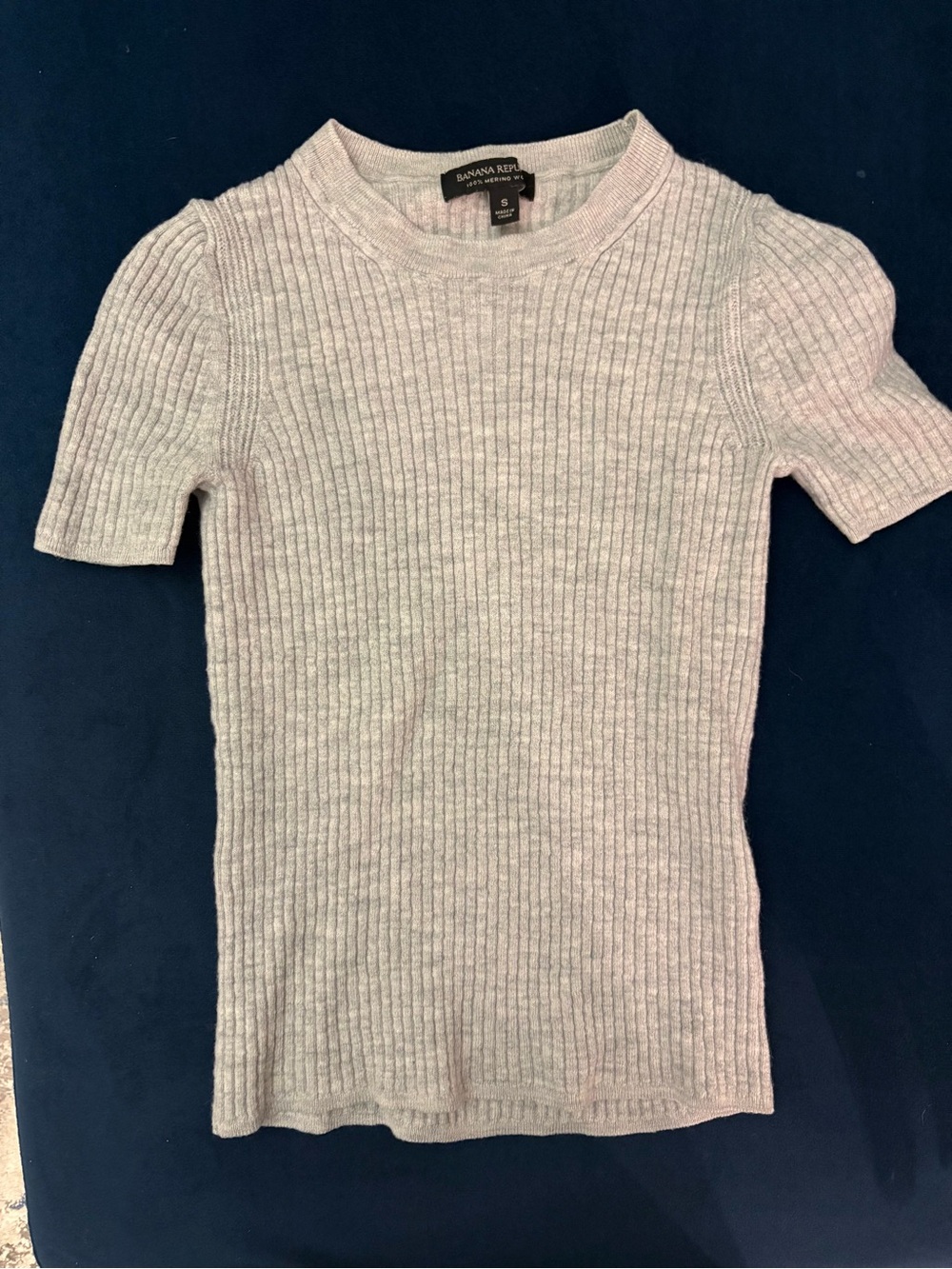 Banana Republic wool Short-Sleeve Ribbed sweater Light Gray